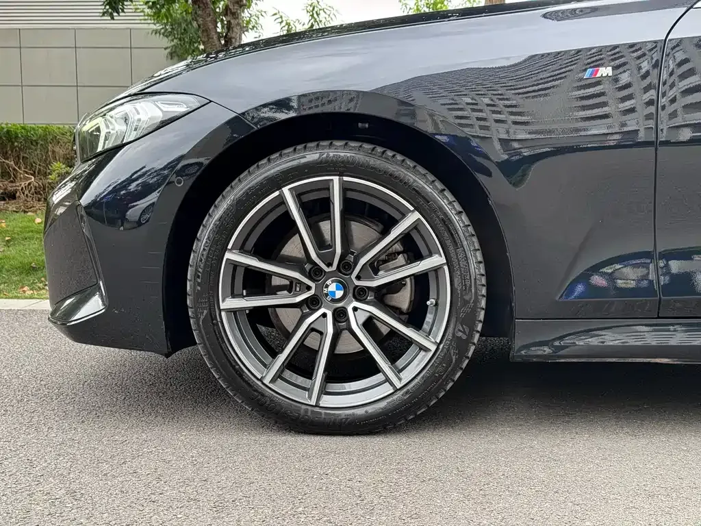 BMW 3 Series 2023 из CN, фото 8
