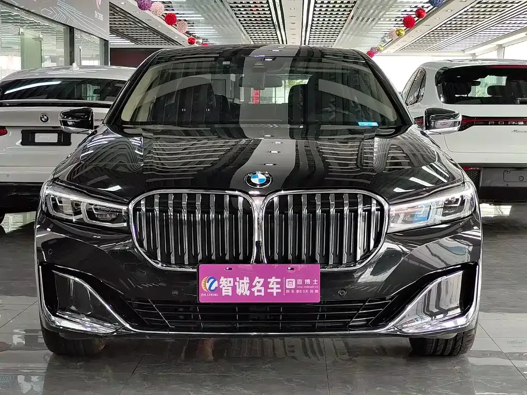 BMW 7 Series 2021 из CN, фото 2