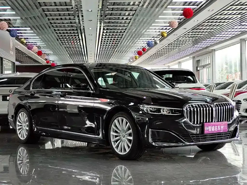 BMW 7 Series 2021 из CN, фото 3