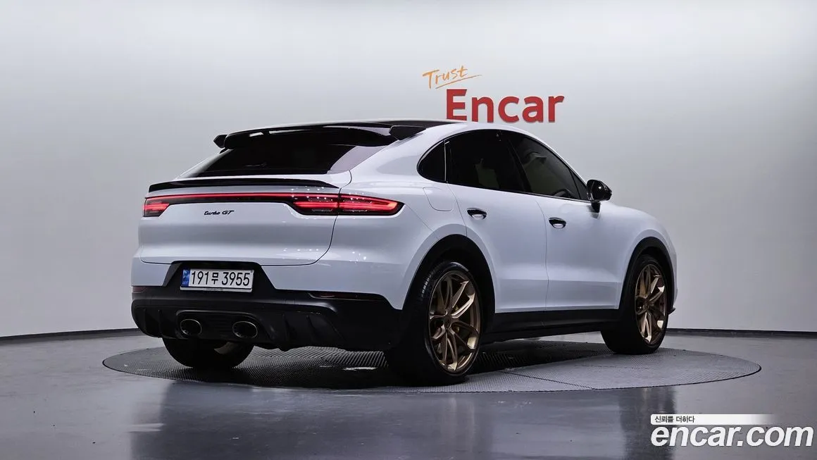 Porsche Cayenne 2022 из KR, фото 2