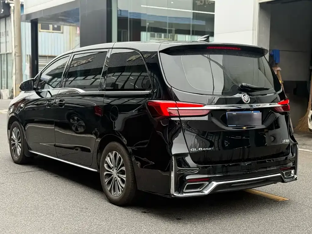 Buick GL8 2023 из CN, фото 6