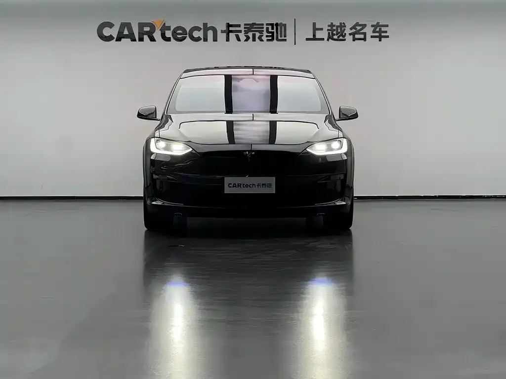 Tesla Model X 2023 из CN, фото 7