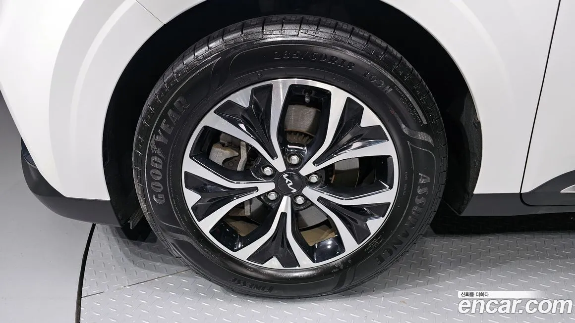 Kia Carnival 2023 из KR, фото 5