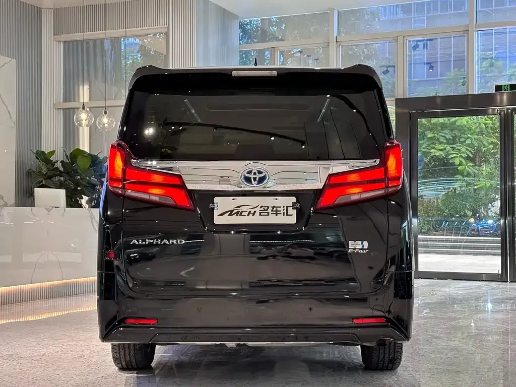 Toyota Alphard 2022 из CN, фото 4