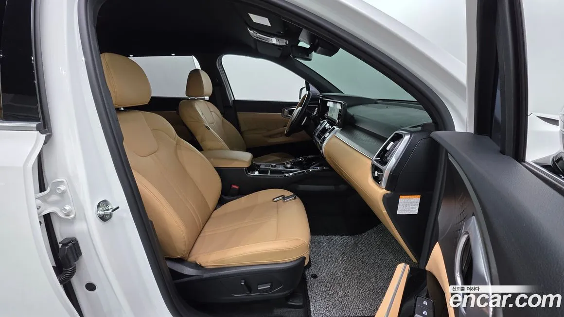 Kia Sorento — фото 10