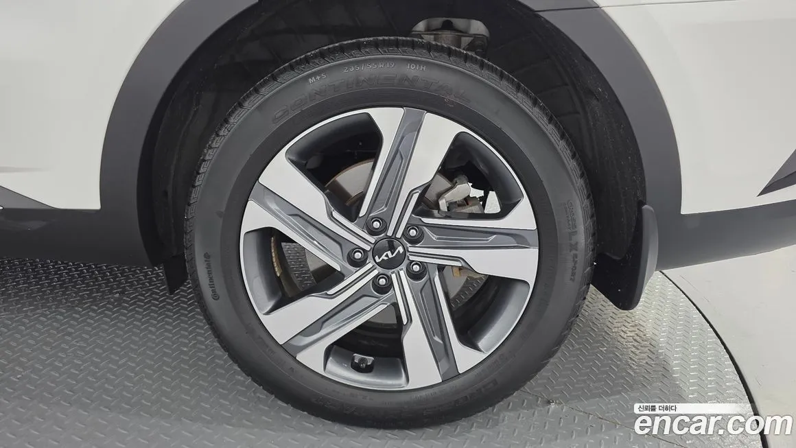 Kia Sorento — фото 5