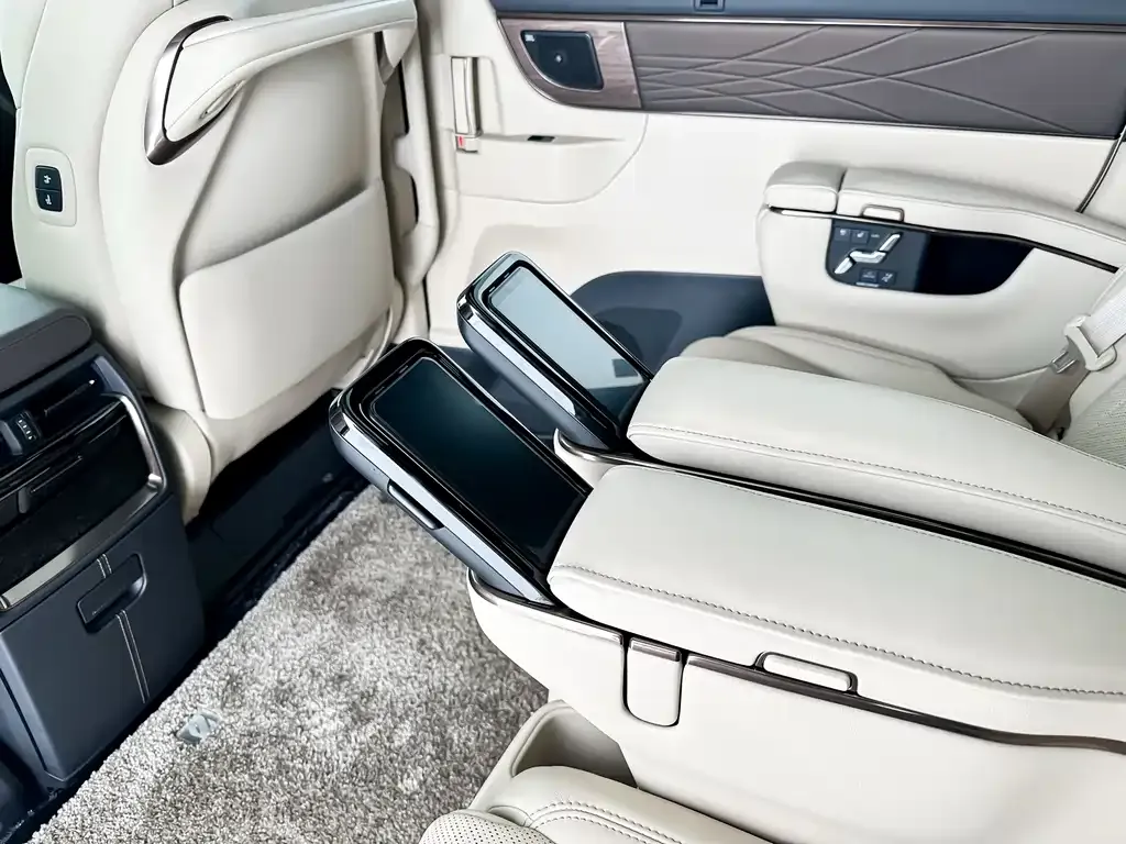 Toyota Alphard 2024 из CN, фото 6