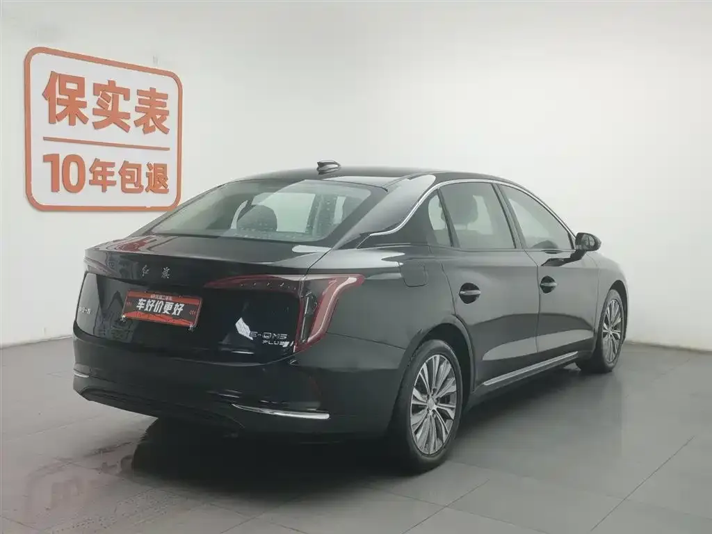Hongqi E-QM5 2023 из CN, фото 2