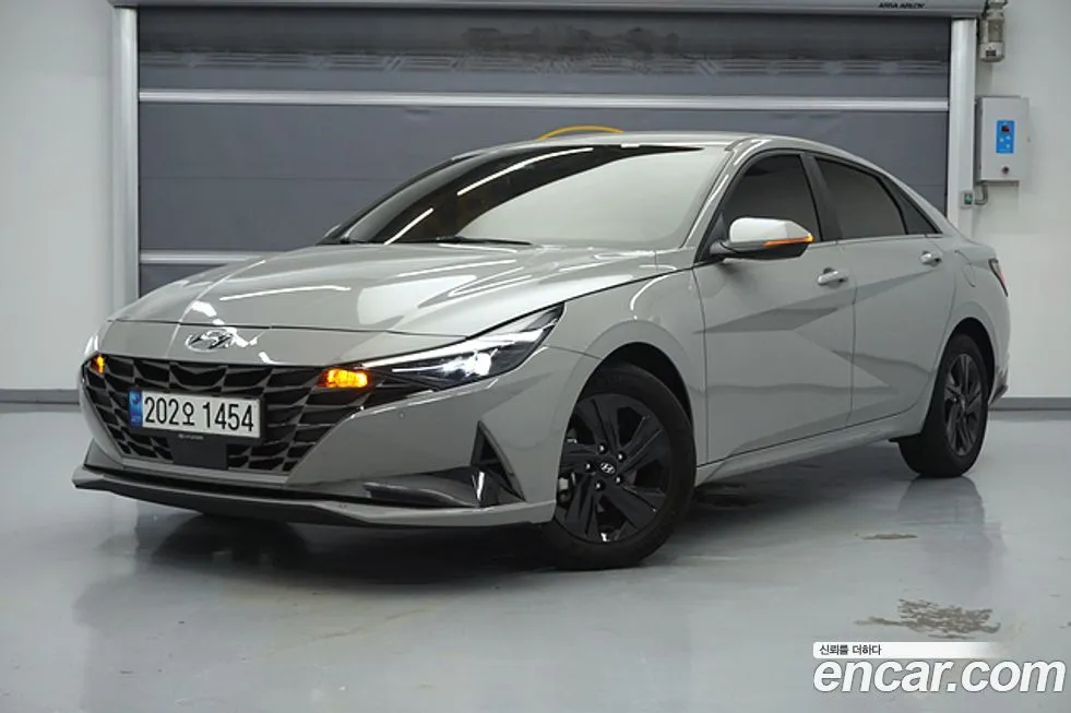 Hyundai AVANTE 2023 из KR, фото 1