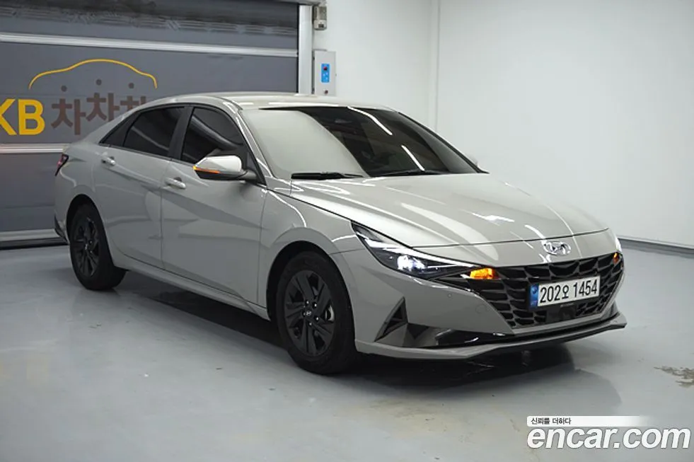 Hyundai AVANTE 2023 из KR, фото 4