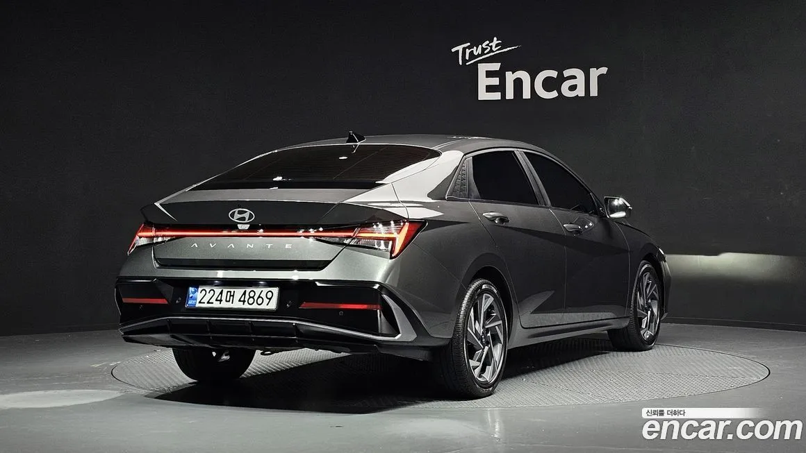 Hyundai AVANTE 2024 из KR, фото 2