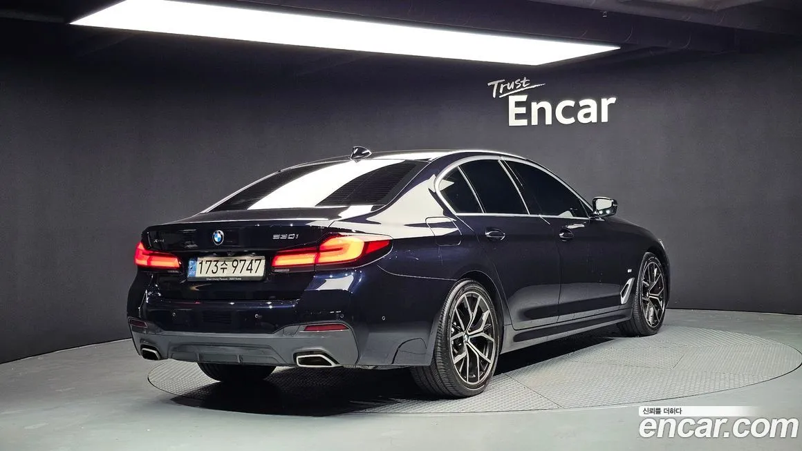 BMW 5-Series 2022 из KR, фото 2