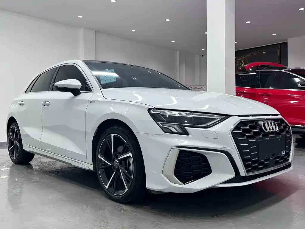 Audi A3 2022 из CN, фото 3