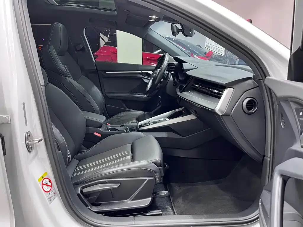 Audi A3 2022 из CN, фото 8