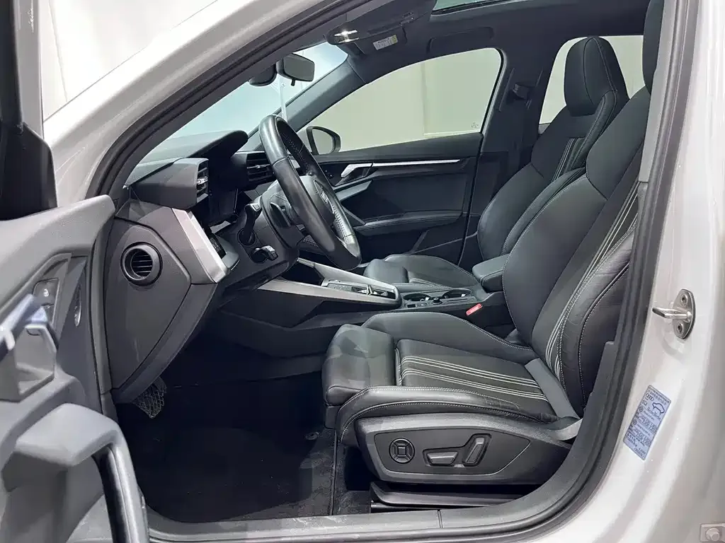 Audi A3 2022 из CN, фото 9