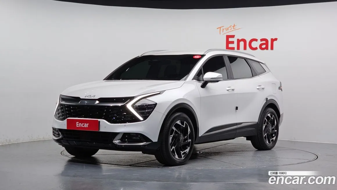 Kia Sportage — фото 1