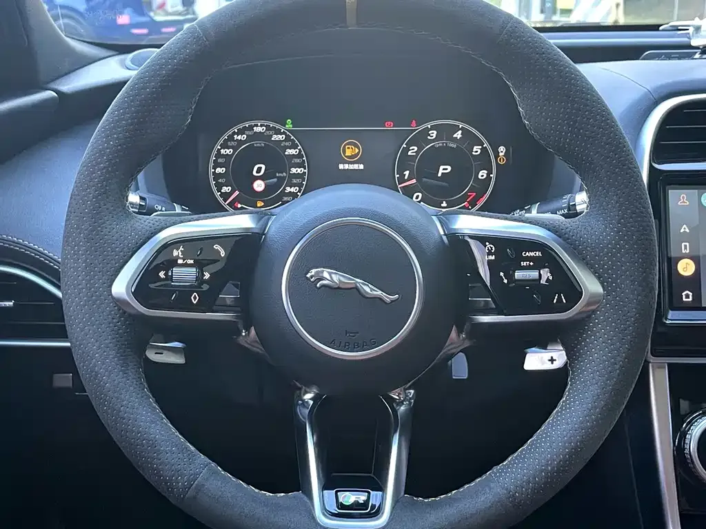 Jaguar XEL — фото 10