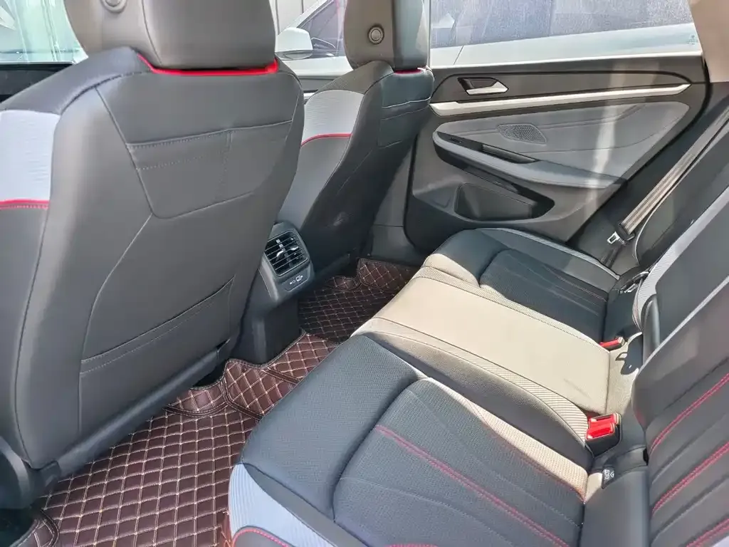 Volkswagen Lamando 2025 из CN, фото 3