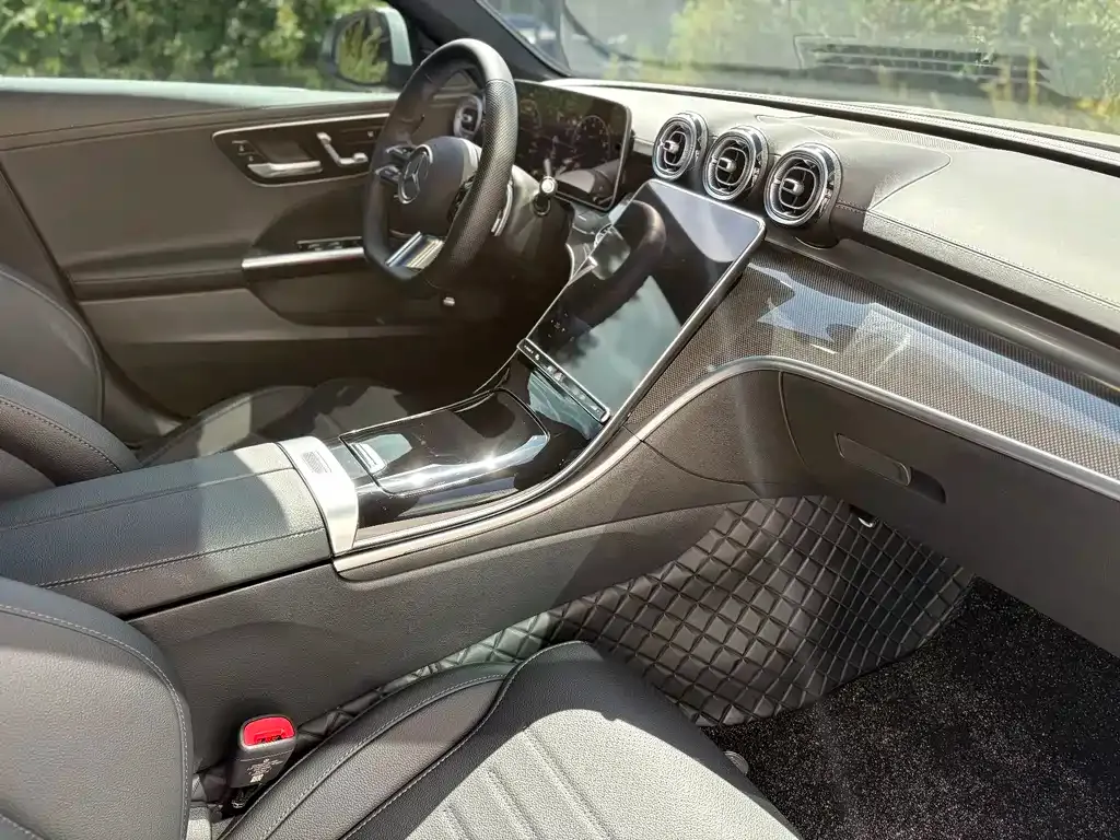 Mercedes-Benz C-Class 2025 из CN, фото 8