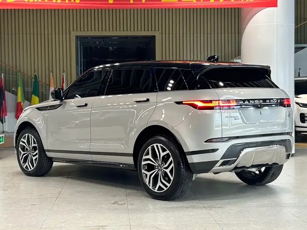 Land Rover Evoque — фото 2