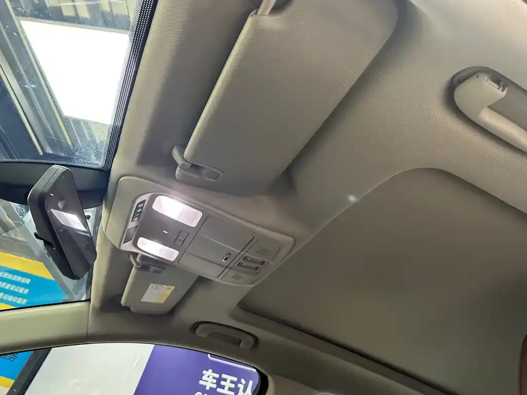 Buick Envision Plus — фото 10