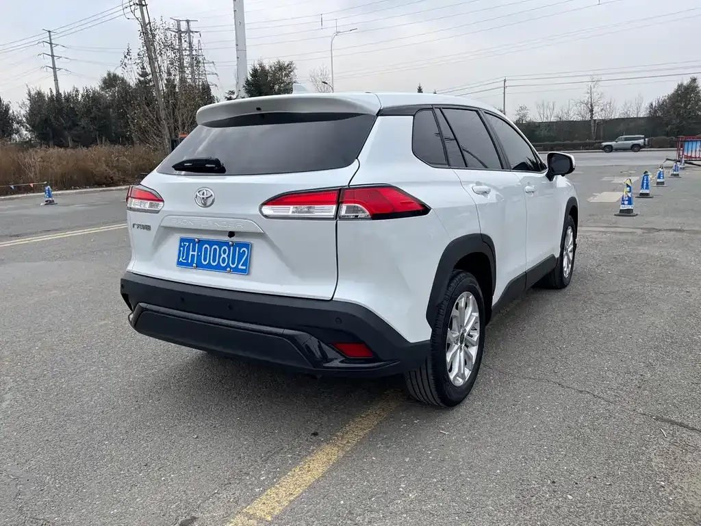 Toyota Frontlander 2023 из CN, фото 4