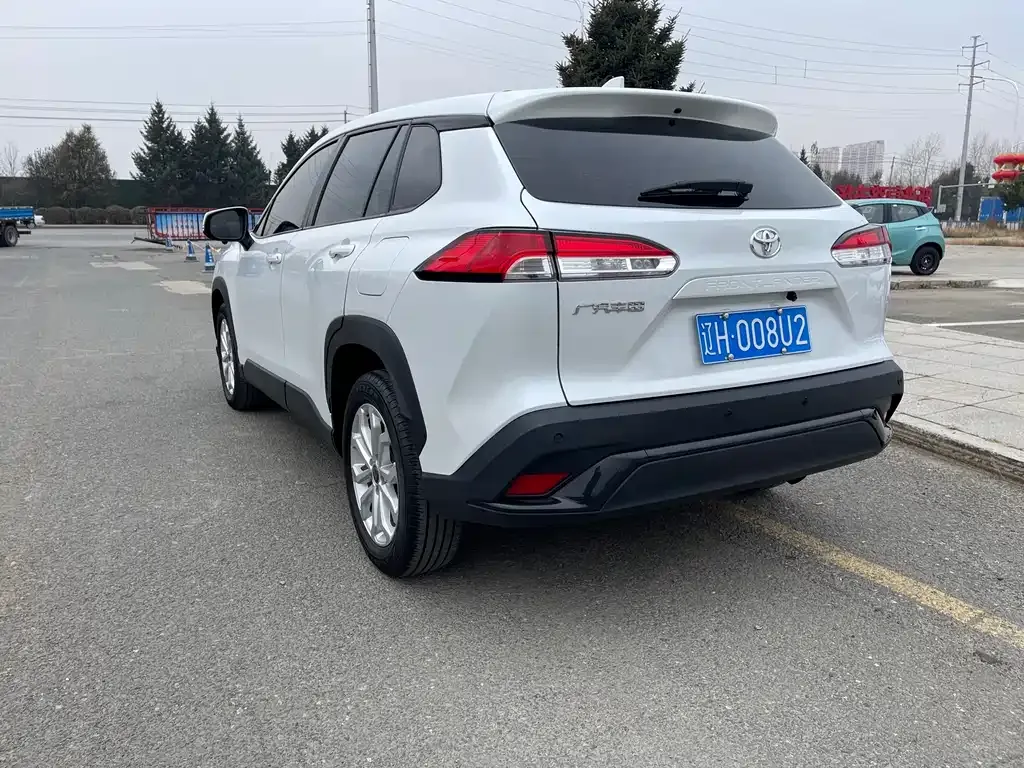 Toyota Frontlander 2023 из CN, фото 6