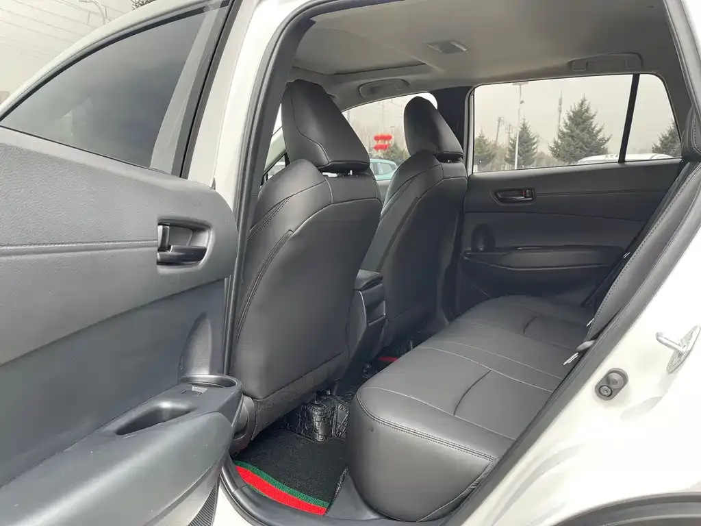 Toyota Frontlander 2023 из CN, фото 8