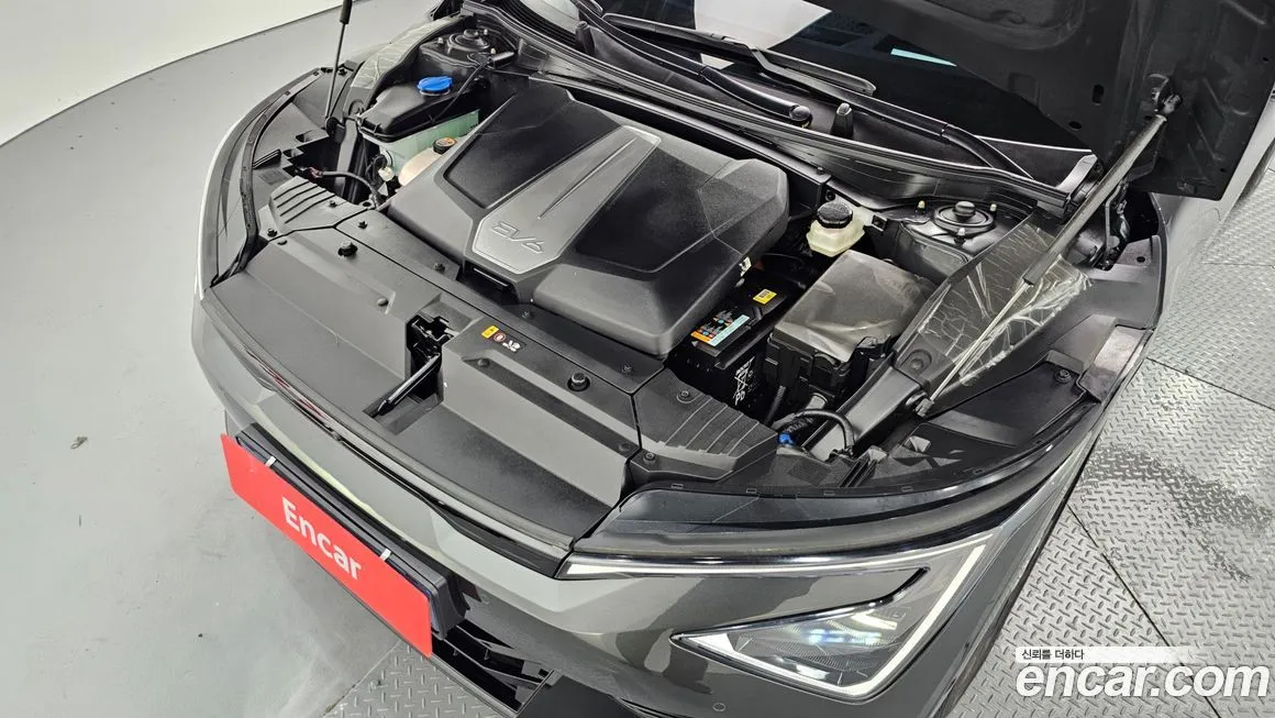 Kia EV6 — фото 6