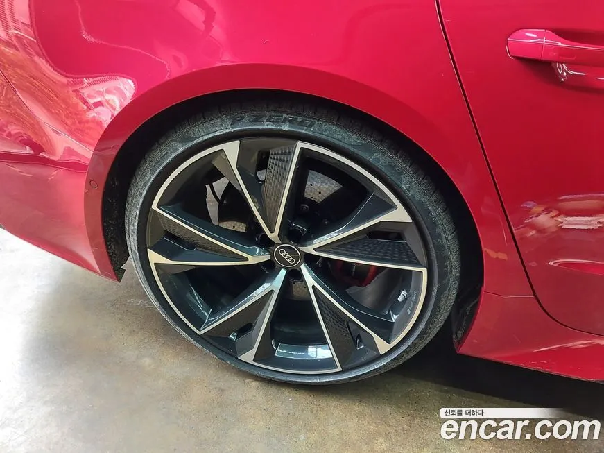 Audi RS7 2021 из KR, фото 5