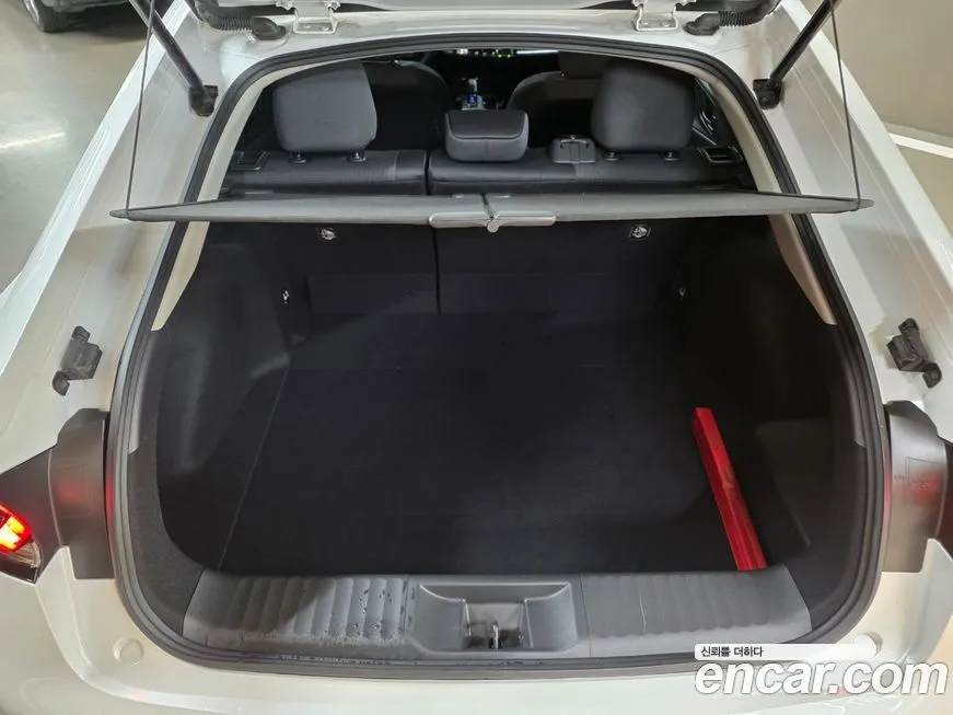 Toyota Prius 2024 из KR, фото 5