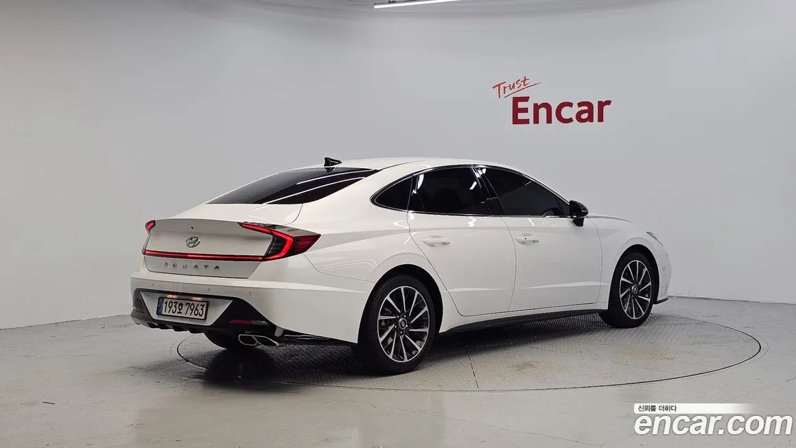 Hyundai Sonata 2023 из KR, фото 2
