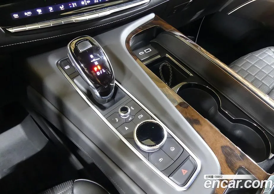 Cadillac Escalade 2021 из KR, фото 9
