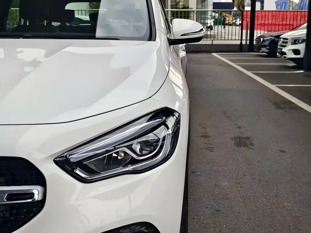 Mercedes-Benz GLA — фото 4