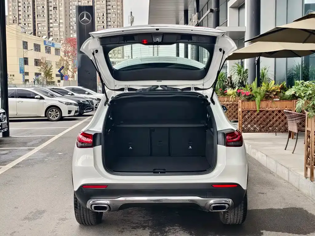 Mercedes-Benz GLA — фото 9
