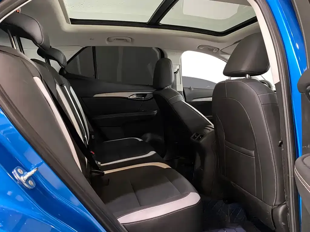 Buick Envision S — фото 9
