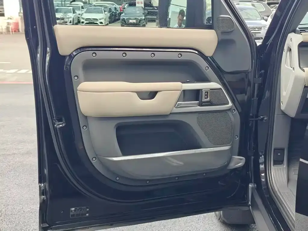 Land Rover Defender 2021 из CN, фото 5