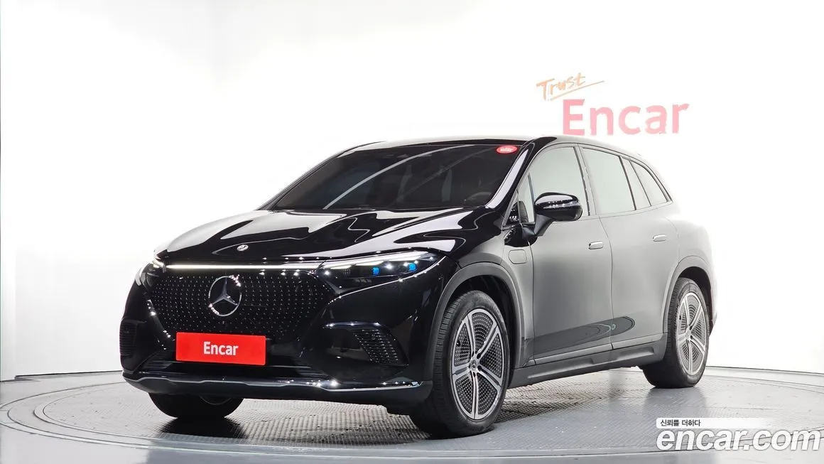Mercedes-Benz EQS