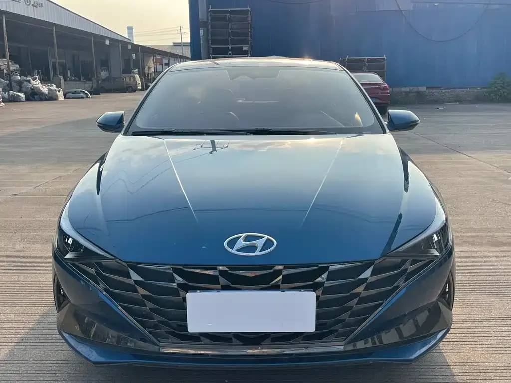 Hyundai Elantra 2022 из CN, фото 3