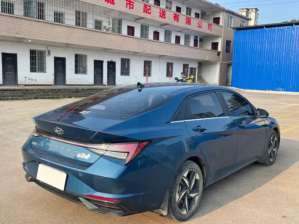 Hyundai Elantra 2022 из CN, фото 5