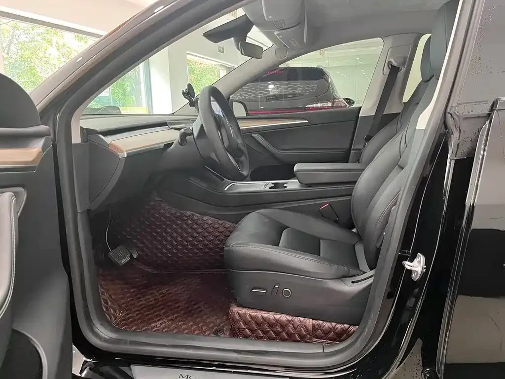 Tesla Model Y 2021 из CN, фото 10