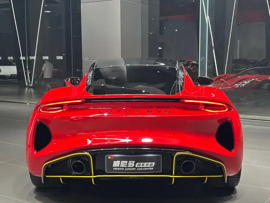 Lotus Emira 2025 из CN, фото 10