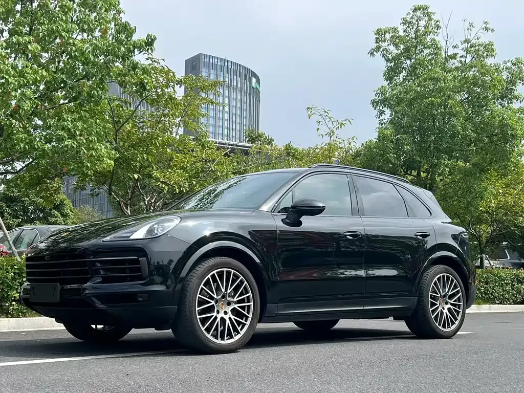 Porsche Cayenne 2023 из CN, фото 1
