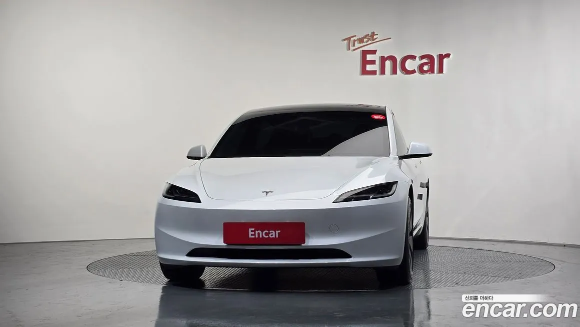 Tesla Model 3 2024 из KR, фото 3