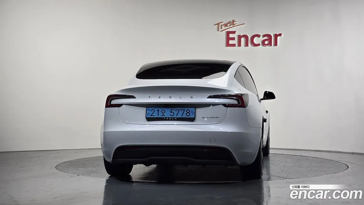 Tesla Model 3 2024 из KR, фото 4