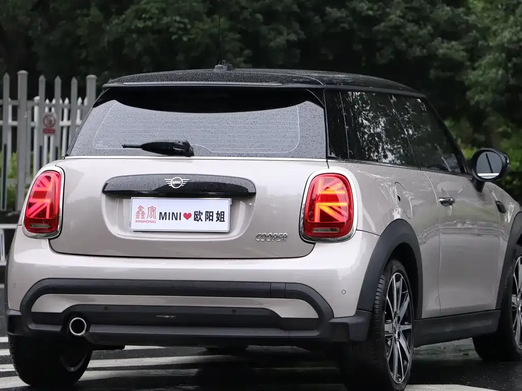 MINI Cooper (3-door) 2024 из CN, фото 4