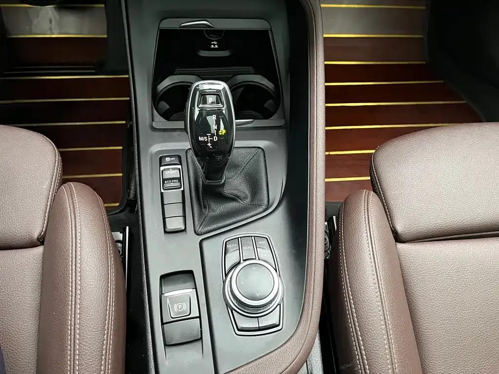 BMW X1 2021 из CN, фото 9