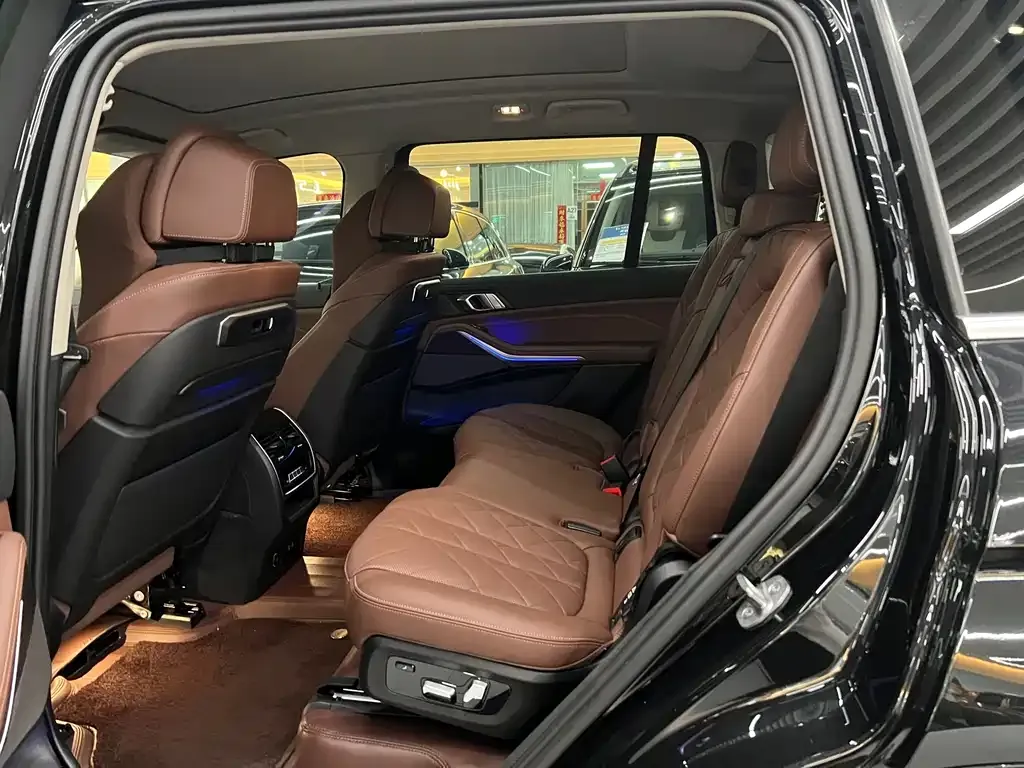 BMW X7 2023 из CN, фото 3