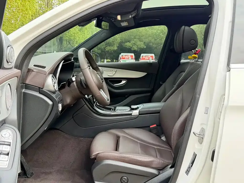 Mercedes-Benz GLC 2022 из CN, фото 10
