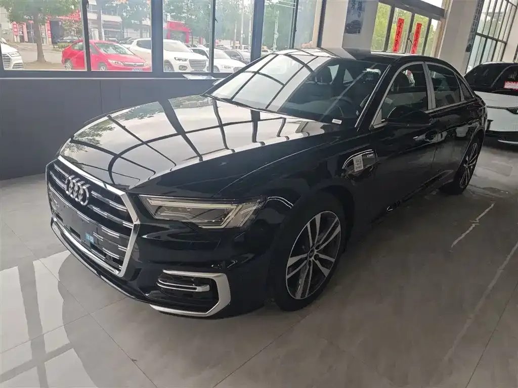 Audi A6L 2025 из CN, фото 2